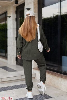 Костюм на осінь з мікровельвету в розмірі 50-52, 54-56, 58-60, колір хакі.