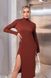 Приталена сукня максі з високою горловиною та розрізом в розмірі 42-44, 46-48, колір шоколадний.
