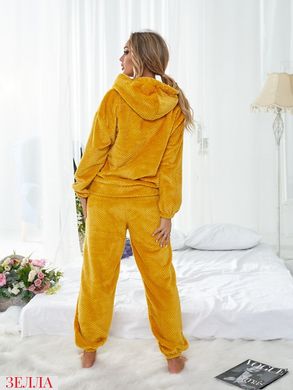 Дуже тепла домашня піжама у розмірі 50-52, 54-56 , колір гірчичний