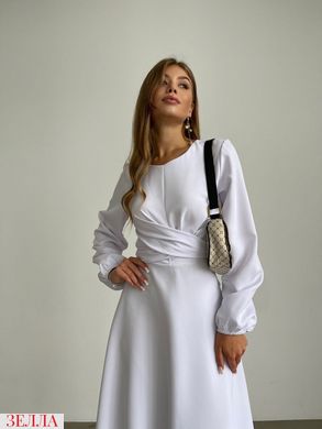 Трендова сукня білого кольору, в розмірі 42-44, 46-48.