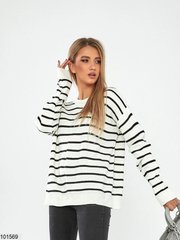 Демісезонний светр в універсальному розмірі 42-46, колір білий у чорну смужку.