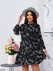 Сукня-міні з квітковим візерунком в розмірі 42, 44, 46, колір чорний.