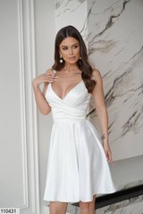Атласна сукня з V-подібним декольте в розмірі 42, 44, 46, колір білий.
