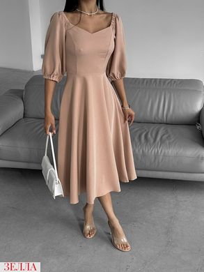 Сукня в розмірі 42-44, 46-48, колір бежевий.