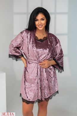 Демісезонний домашній костюм трійка (халат+майка+шорти) розового кольору, в розмірі 50-52, 54-56, 58-60.