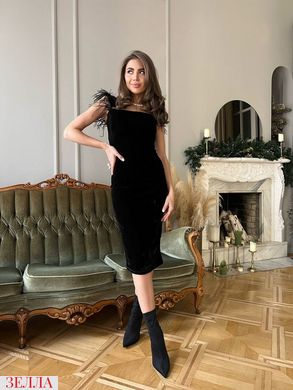 Оксамитова сукня чорного кольору, в розмірі 42-44, 46-48.