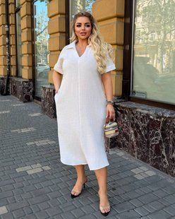 Муслінова сукня з кишенями в розмірі 50-52, 54-56, 58-60, 62-64, колір молочний.