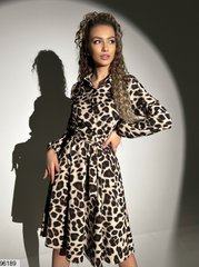 Леопардова сукня, в розмірі 42-44, 46-48.
