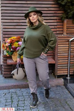 Ангоровий светр кольору хакі, в розмірі 46-48, 50-52, 54-56.