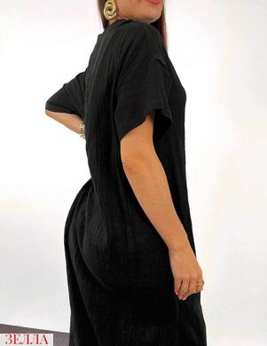 Довга сукня з нашивкою та розрізами в розмірі 46-48, 50-52, 54-56, колір чорний.