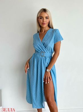 Розкішна сукня в розмірі 42-44, 46-48, колір блакитний.
