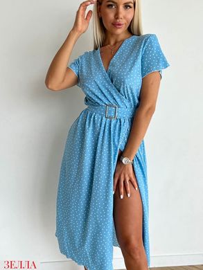 Розкішна сукня в розмірі 42-44, 46-48, колір блакитний.