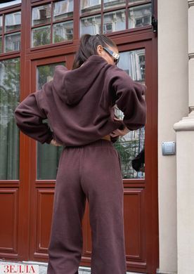 Замшевий спортивний костюм в розмірі 42-44, 46-48, 50-52, колір шоколад.