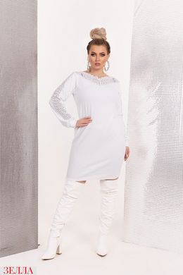 Женское платье прямого фасона из мягкой ткани с ворсом в мелкий рубчик, цвет белый, в размере 48-52, 54-58, 60-62