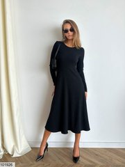 Довга сукня в розмірі 42-44, 46-48, колір чорний.