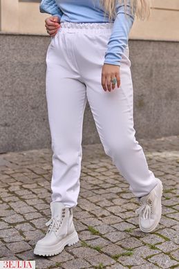 Жіночі джинси білого кольору, в розмірі 46-48, 50-52, 54-56, 58-60.